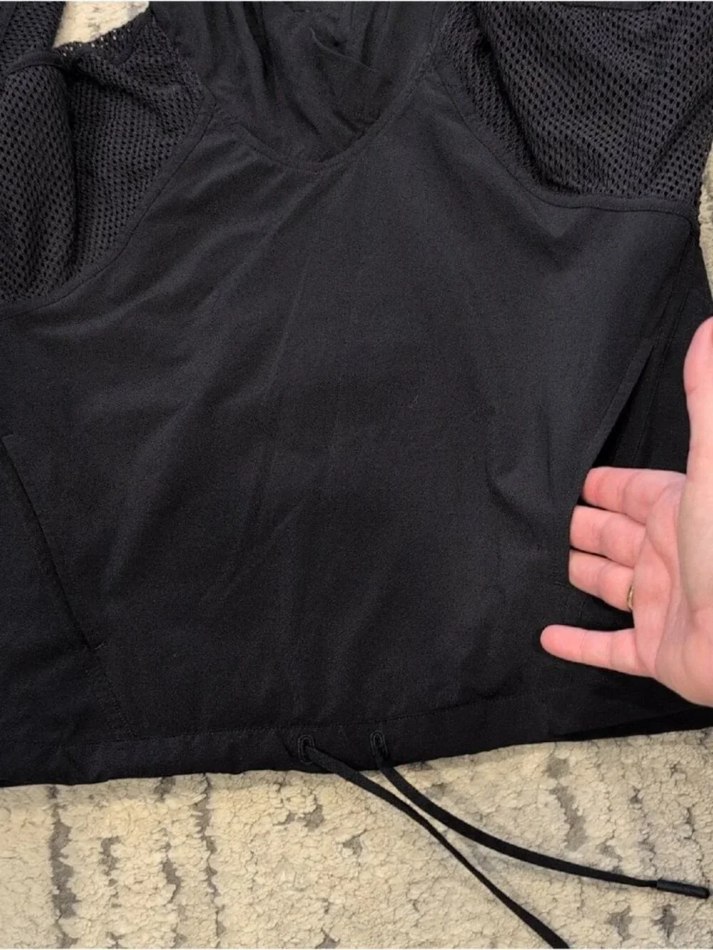 Lululemon Catch a Breeze Pullover Black